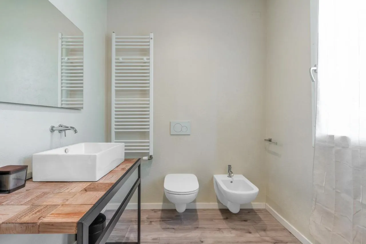 Meneghina Suites Foresteria Lombarda Milán 0*,  Italia